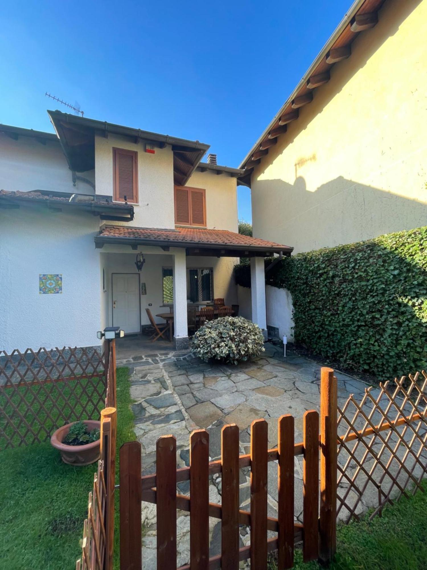 Villa Mia Lugano Lake Brusimpiano Buitenkant foto