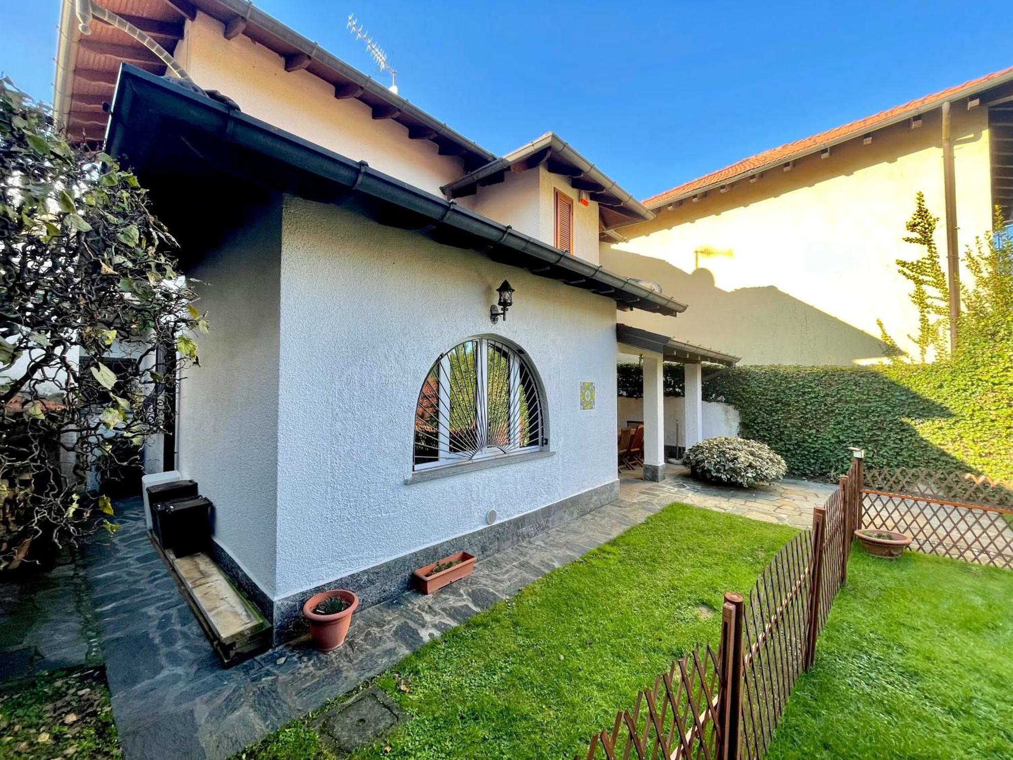 Villa Mia Lugano Lake Brusimpiano Buitenkant foto