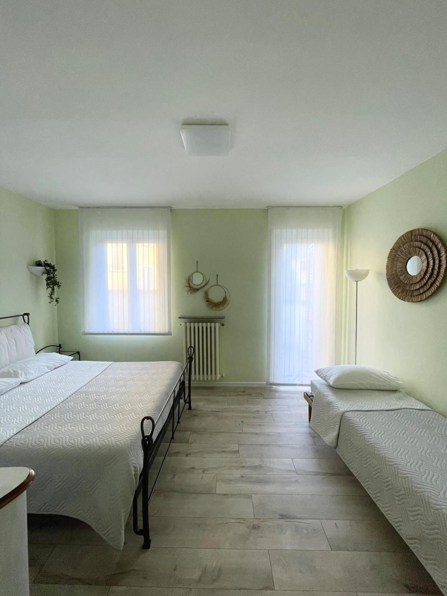 Villa Mia Lugano Lake Brusimpiano Buitenkant foto